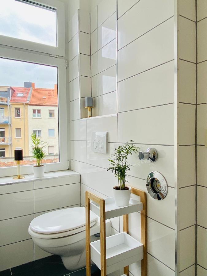 Apartment Stilvolles In Zentraler Lage - Smart-tv, Queensize-bett, Altbaustil, Kueche In City-naehe Erfurt